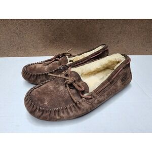 UGG Dakota Indoor Outdoor Moccasin Slippers Womens Size 7 EUR 38 Brown Leather
